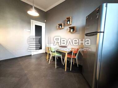 Продажба - Апартамент в Център,  София