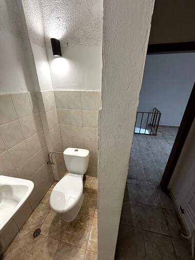 Verkauf - Laden/Büro/Schönheitssalon/Zahnarztbüro in Center,  Sovia