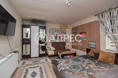 For sale - House in Mladezhko,  Burgas