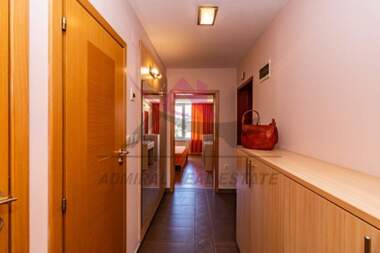 For rent - Apartment in VINS - Cherven ploshtad,  Varna