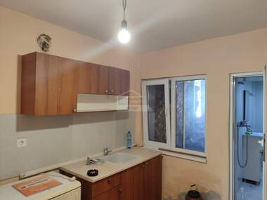 For sale - Floor of a house in Metalurg,  Vraca