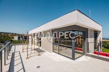 For sale - House in Briz,  Varna