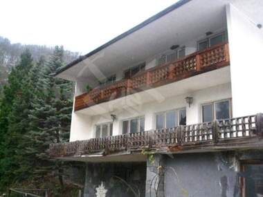 For sale - Hotel in Krichim,  Plovdiv