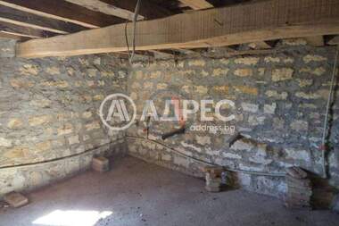 For sale - House in Cherventsi,  Varna