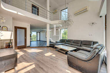 For sale - House in Bankia,  Sofia