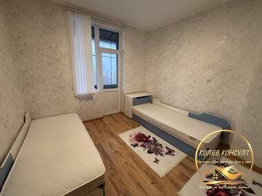 Продажба - Апартамент в Димитровград,  Хасково