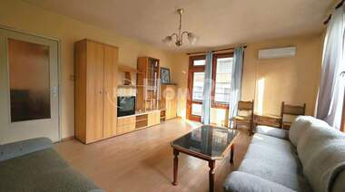 Vânzare - Apartament în Văzrajdane,  Burgas
