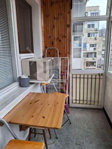 Miete - Wohnung in Mladejki halm,  Plowdiw