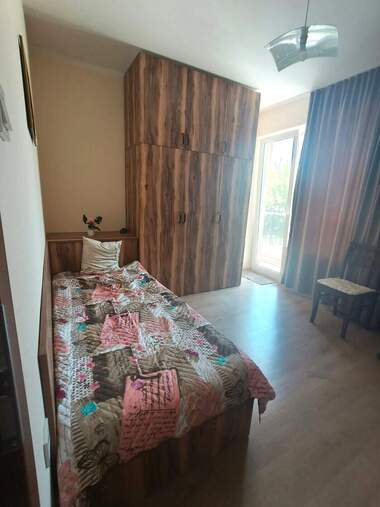 Miete - Wohnung in Üjen,  Plowdiw