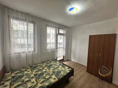 Miete - Wohnung in Wazrajdane,  Burgas