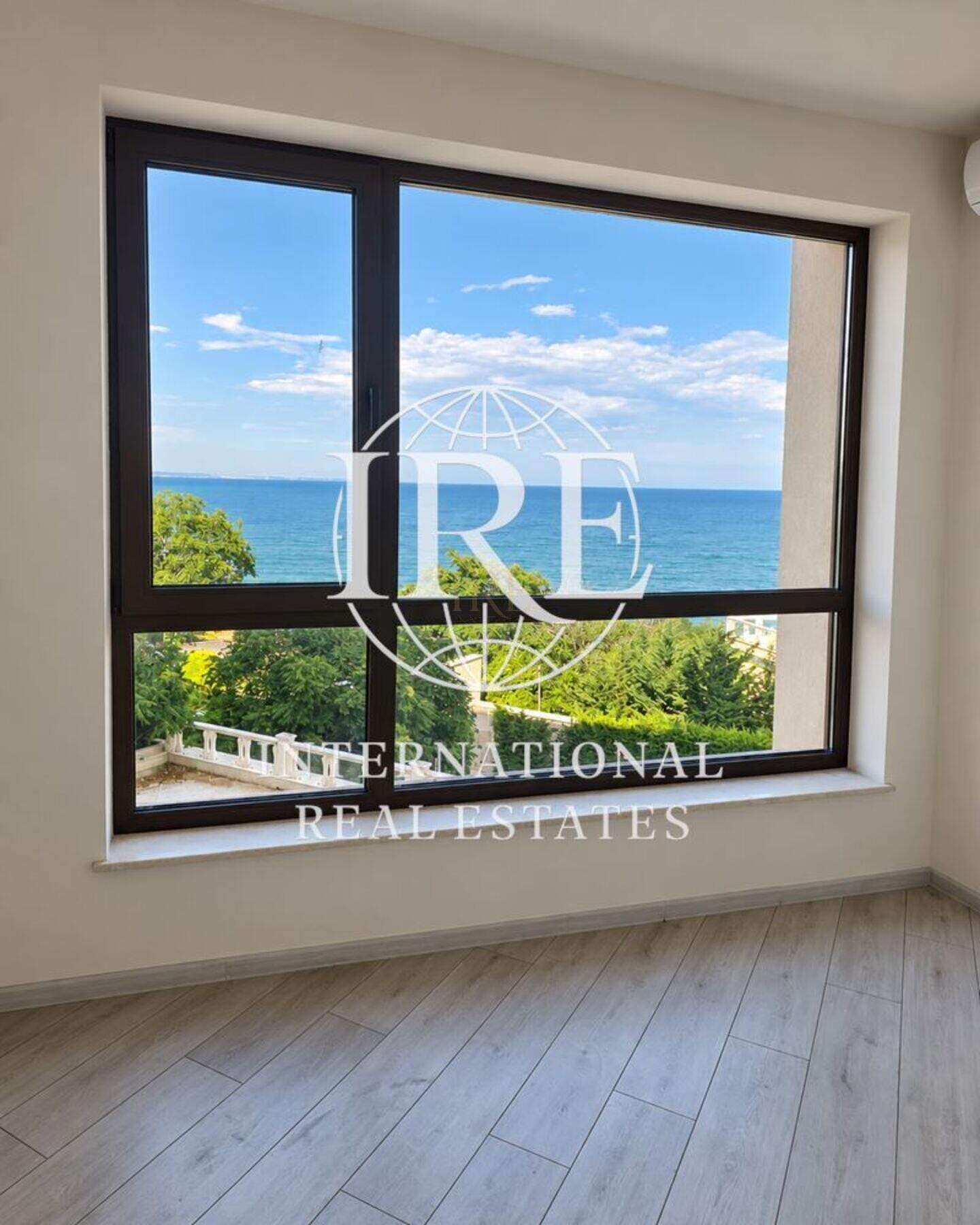 2 bedroom Apartment in Alen mak, Varna – photo 4