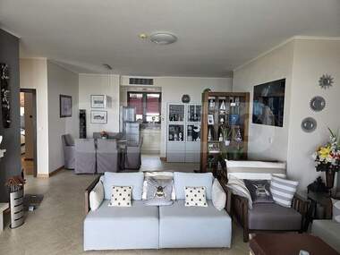 Vânzare - Apartament în Topola,  Dobrice