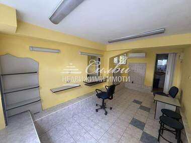 For rent - Office in Center,  Shumen