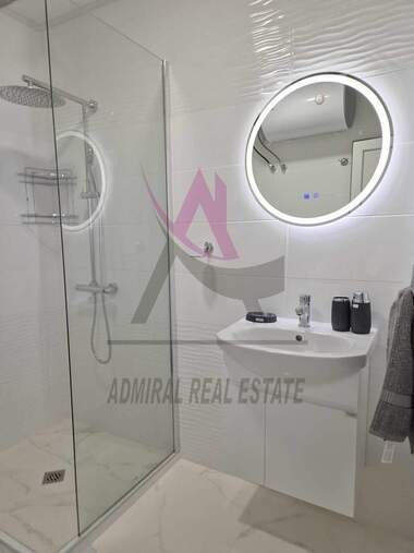 Închiriere - Apartament în Văzrajdane 1,  Varna