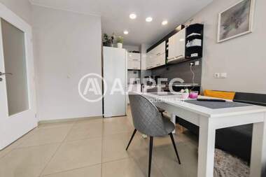 Miete - Wohnung in Zona B-19,  Sovia