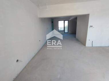 Vânzare - Apartament în Uceiliștini,  Haskovo