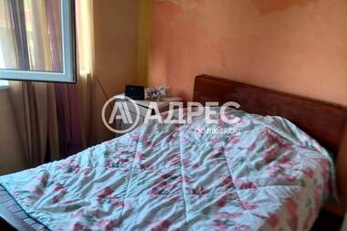 For sale - House in Mechkarevo,  Sliven