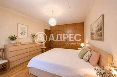 Vânzare - Apartament în Mladost-2,  Sofia