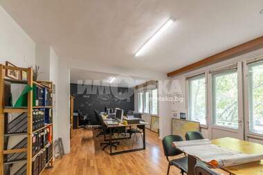 Verkauf - Büro in Elektron,  Warna