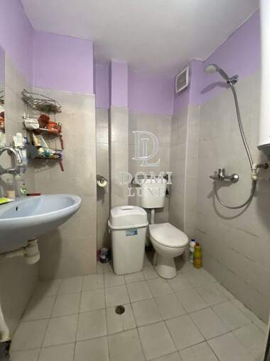 For sale - Apartment in Liatno kino Trakia,  Varna