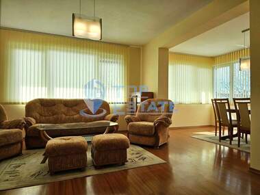 For sale - Apartment in Centеr,  Veliko Tarnovo