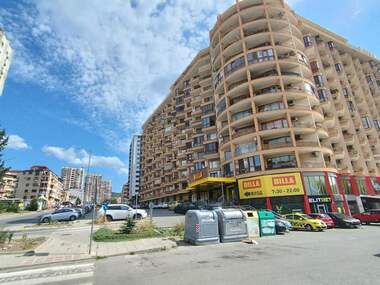 Продажба - Апартамент във Възраждане 1,  Варна