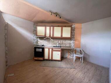 Verkauf - Etage von Haus in Kooperatiwen  pazar,  Targowishte