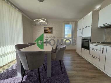 Продажба - Апартамент в Пазара,  Шумен