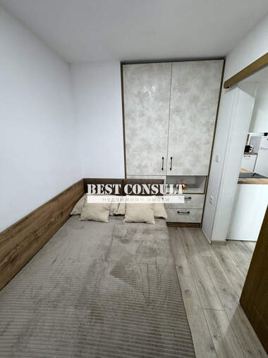 Închiriere - Apartament în Zdraveț Iztok,  Ruse