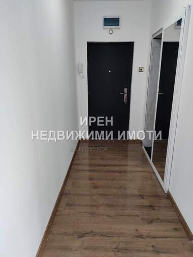Vânzare - Apartament în Hale,  Iambol