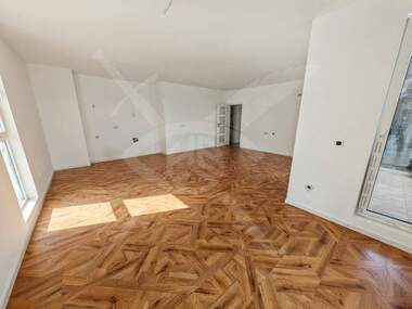 Verkauf - Wohnung in Horizont,  Burgas