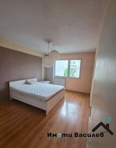 Продажба - Апартамент в Дружба-2,  София