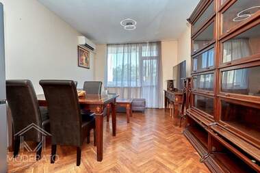 Vânzare - Apartament în Lazur,  Burgas