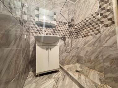 Vânzare - Apartament în Storgozia,  Pleven