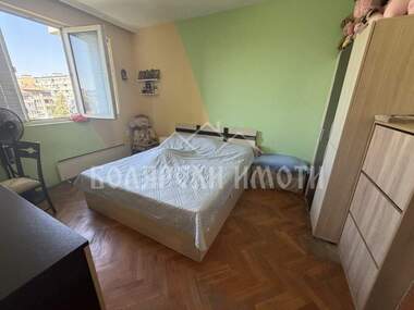 Verkauf - Wohnung in Zentar,  Weliko Tarnowo