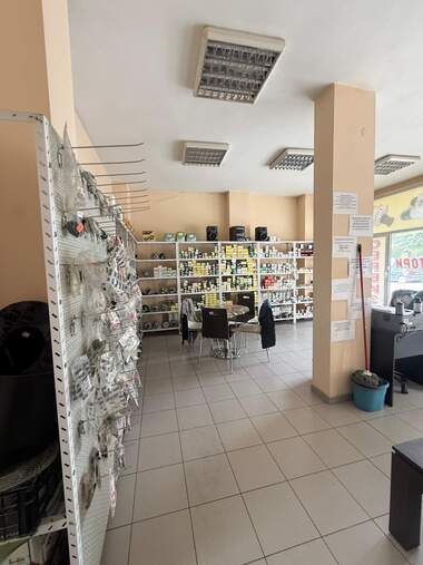 Vânzare - Magazin/Birou/Salon de frumusețe/Cabinet de stomatologie în Țentăr,  Vrața