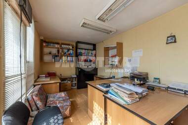 Verkauf - Büro in Elektron,  Warna