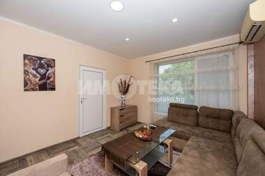 For sale - Apartment in Izgrev,  Plovdiv