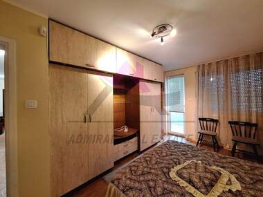 Închiriere - Apartament în Ceaîka,  Varna