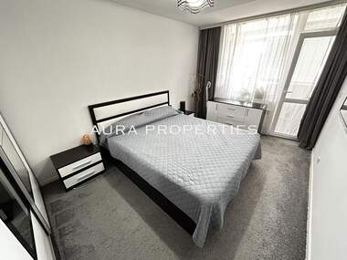 For sale - Apartment in Osvobojdenie,  Razgrad