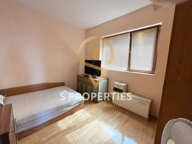 Închiriere - Apartament în Briz,  Varna