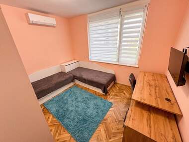 Miete - Wohnung in Zentar,  Burgas