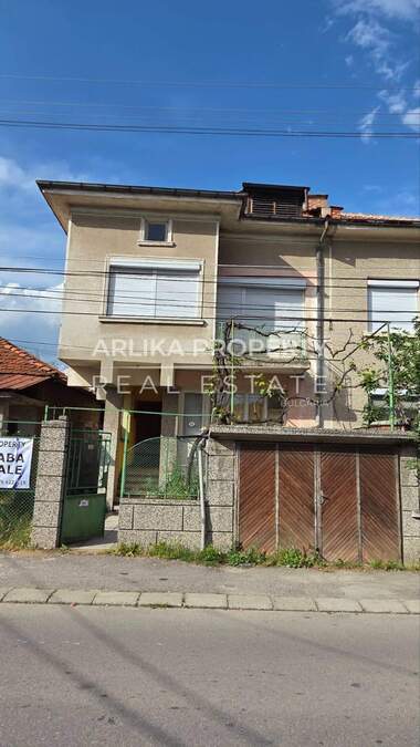 Продажба - Къща в Харманли,  Хасково