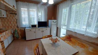 Satış - Apartman olarak Uçilishtni,  Haskovo