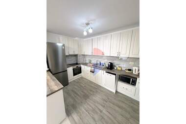 Închiriere - Apartament în Kaîsieva gradina,  Varna