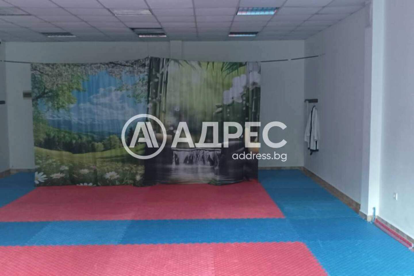 Γραφείο σε Λιούλιν-τσενταρ, Σόφια – φωτογραφία 2