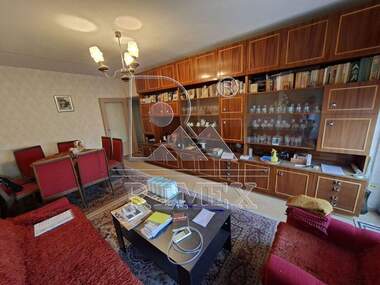 For sale - Apartment in Izgrev,  Plovdiv