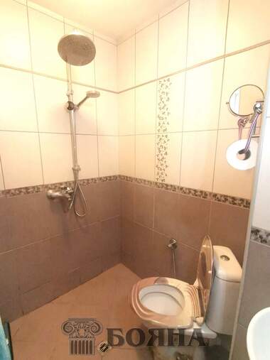 Vânzare - Apartament în Văzrajdane,  Ruse