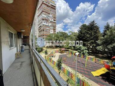 Продажа - Квартира в Левски,  Варна