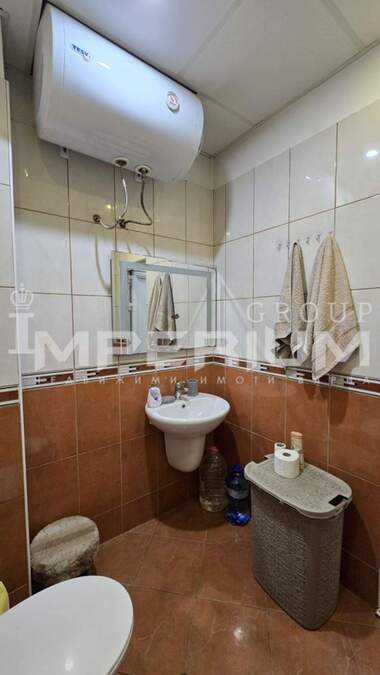 Kira - Apartman olarak Pogrebi,  Varna